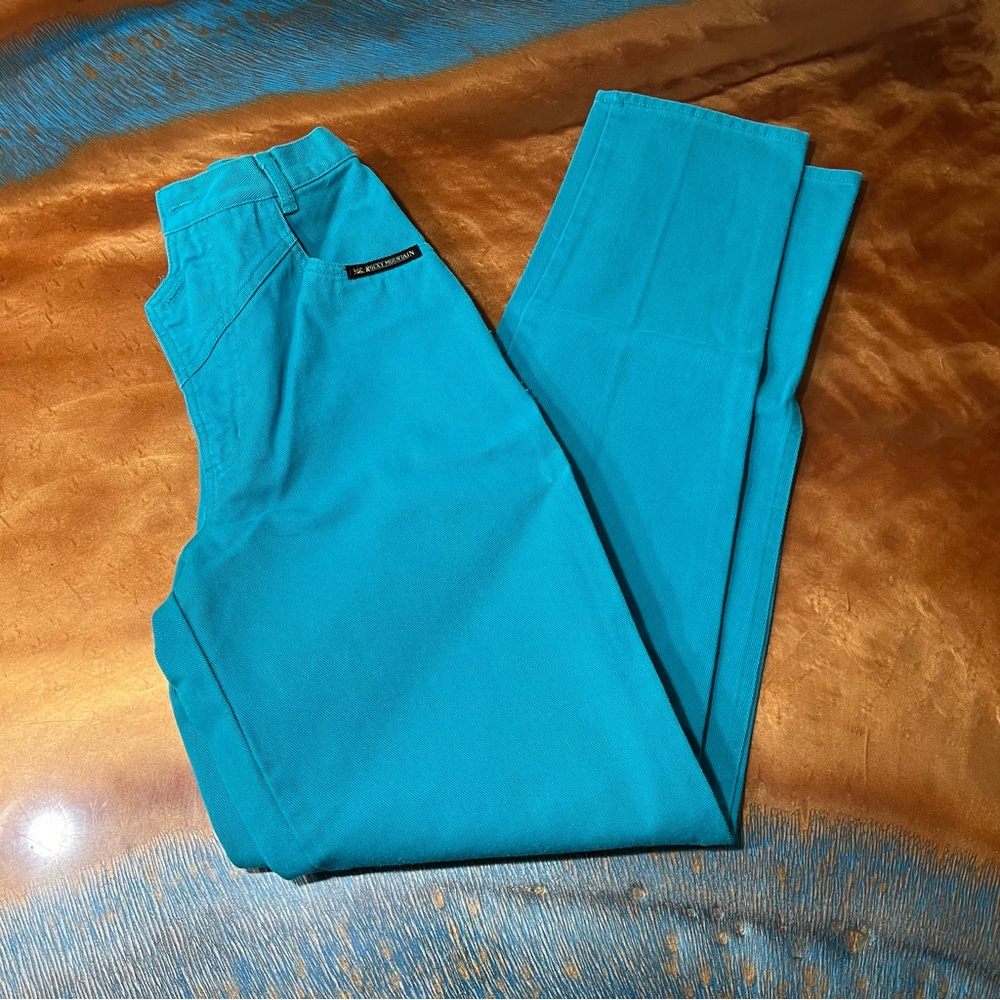 Rocky Mountain Clothing Turquoise High rise Jeans size 25” bare back riding